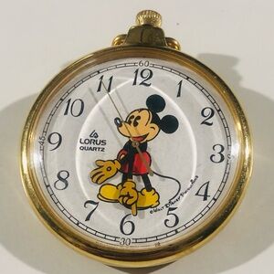 Vintage 1990 Lorus Walt Disney Mickey Mouse & Co. Pocket Watch Y131-0010